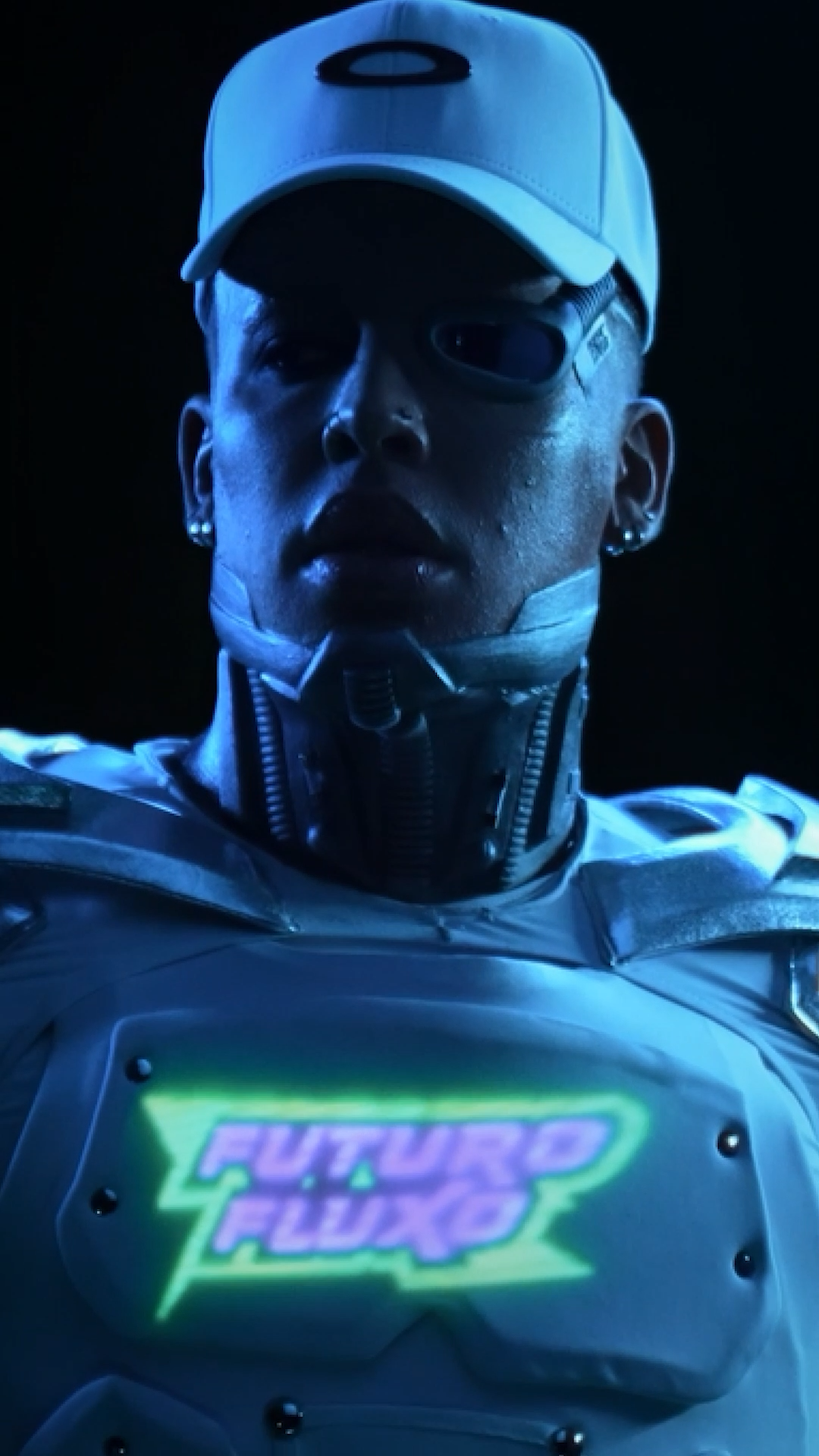 Clipe Gloria Groove, Cat Gang